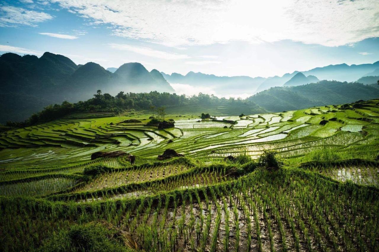 Nha Tan - Mai Chau Homestay And Tours ภายนอก รูปภาพ