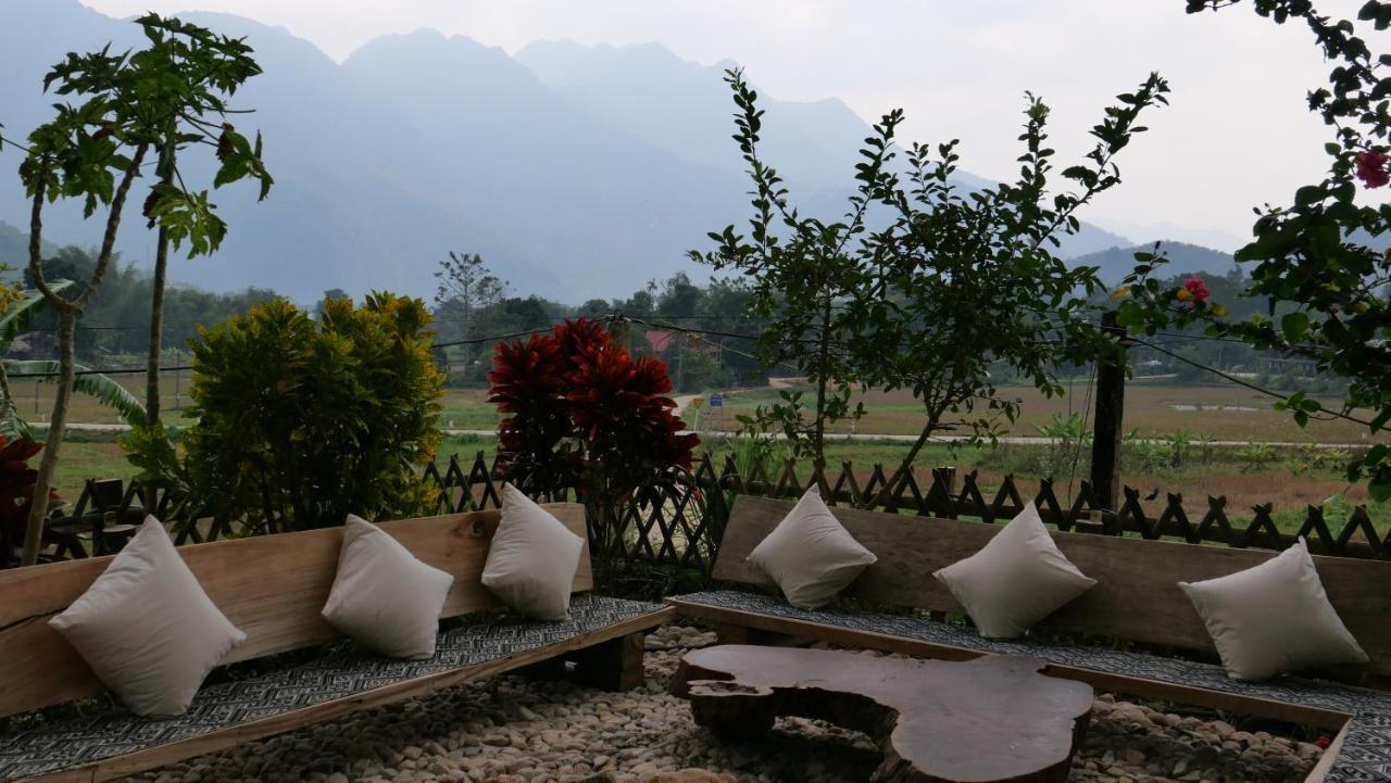 Nha Tan - Mai Chau Homestay And Tours ภายนอก รูปภาพ