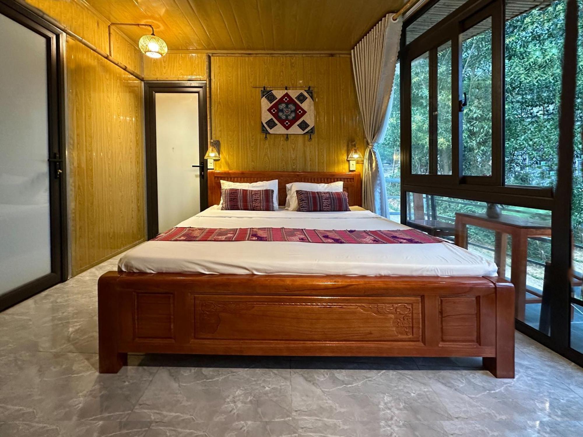 Nha Tan - Mai Chau Homestay And Tours ภายนอก รูปภาพ
